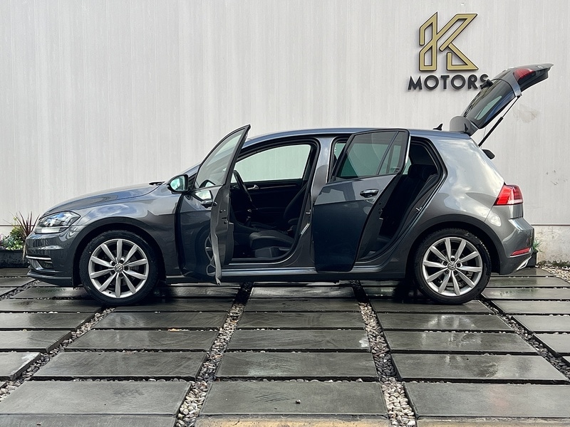 Used Volkswagen Golf 2018 for sale - 77264002: Photo 29