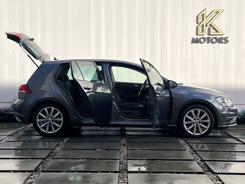 Used Volkswagen Golf 2018 for sale - 77264002: Photo 4