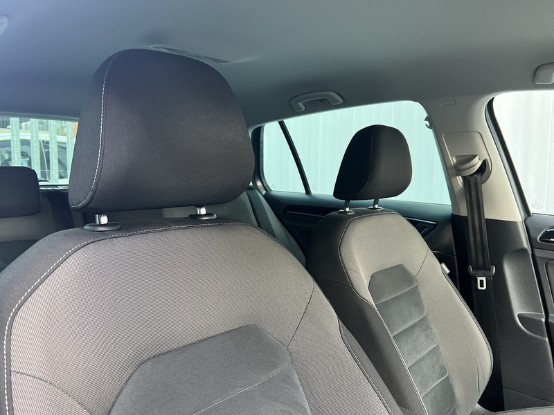 Used Volkswagen Golf 2018 for sale - 77264002: Photo 6