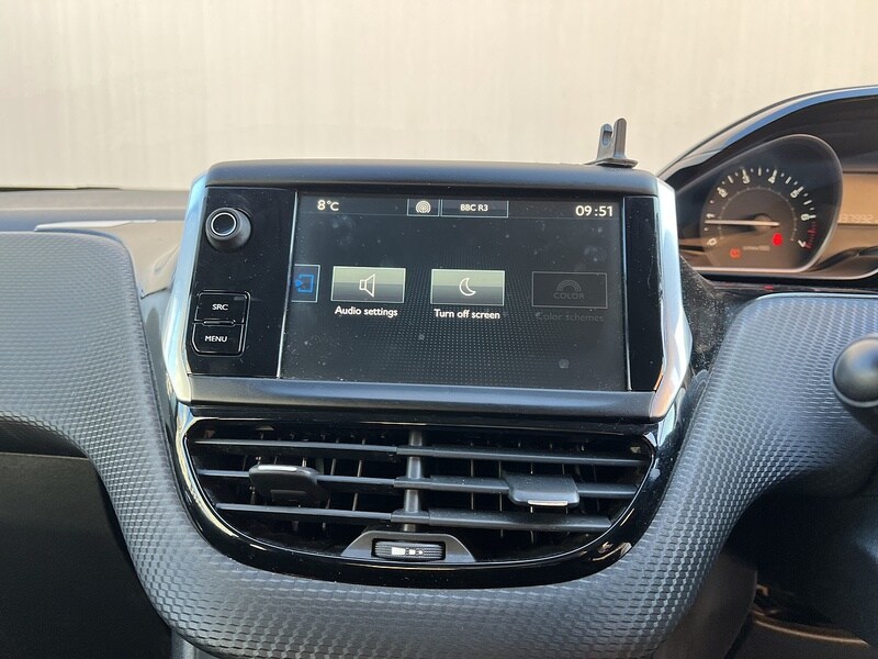 Used Peugeot 208 2015 for sale - 77445451: Photo 16