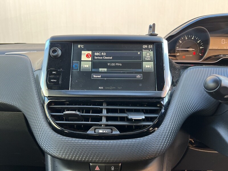 Used Peugeot 208 2015 for sale - 77445451: Photo 18