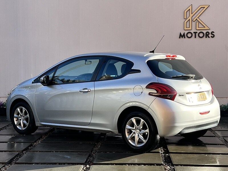 Used Peugeot 208 2015 for sale - 77445451: Photo 20