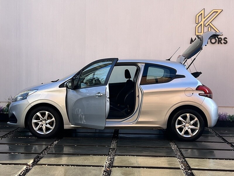 Used Peugeot 208 2015 for sale - 77445451: Photo 24