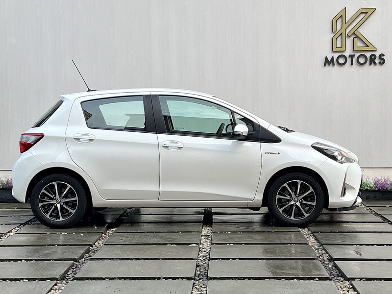 Used Toyota Yaris for sale - 77208492: Photo 2