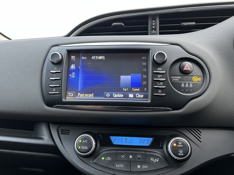 Used Toyota Yaris for sale - 77208492: Photo 25