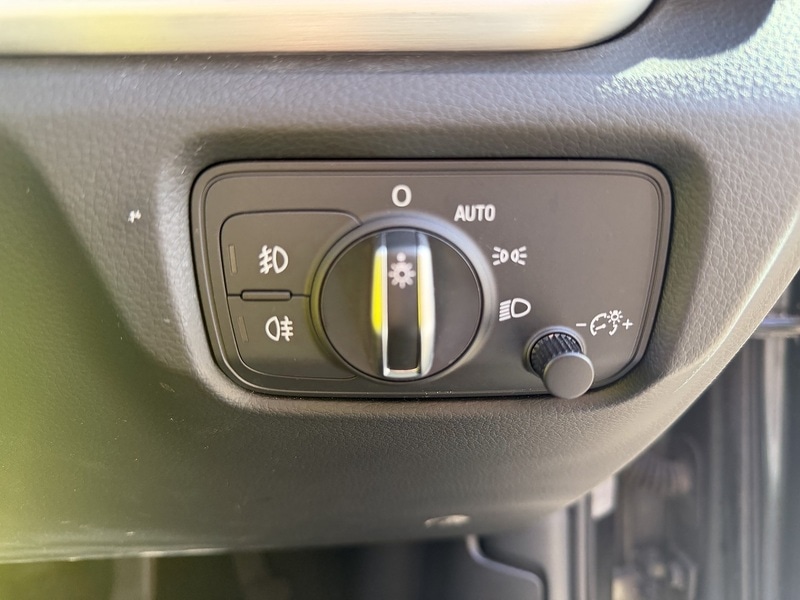 Used Audi A3 2015 for sale - 77730894: Photo 15