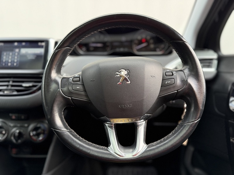 Used Peugeot 208 2016 for sale - 76716142: Photo 17