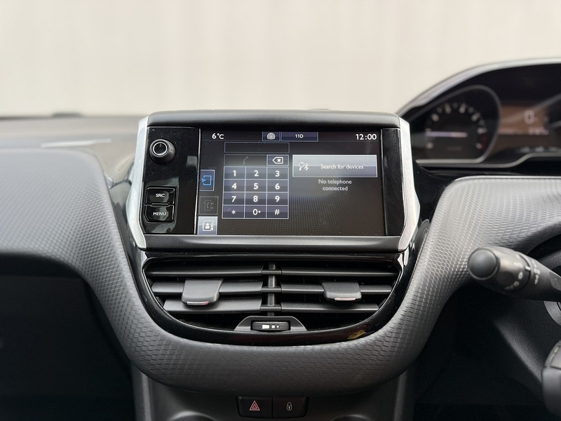 Used Peugeot 208 2016 for sale - 76716142: Photo 19