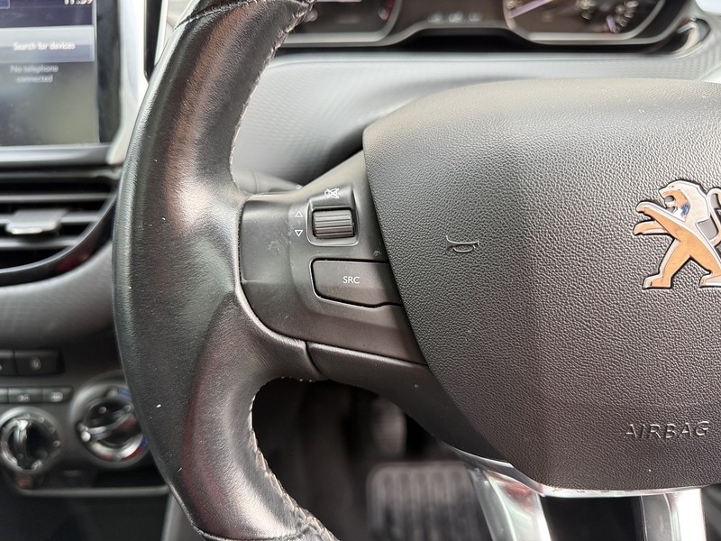 Used Peugeot 208 2016 for sale - 76716142: Photo 21