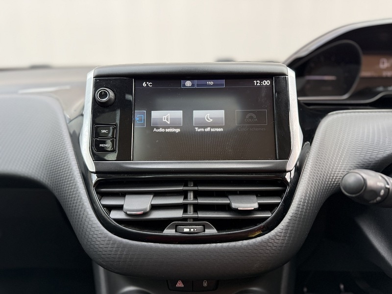 Used Peugeot 208 2016 for sale - 76716142: Photo 22