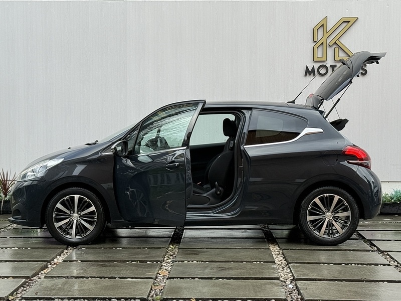 Used Peugeot 208 2016 for sale - 76716142: Photo 29