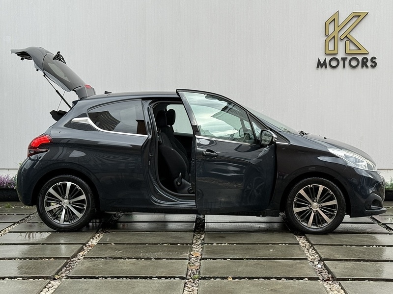 Used Peugeot 208 2016 for sale - 76716142: Photo 6