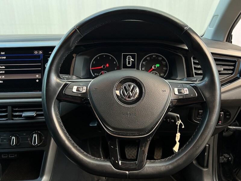 Used Volkswagen Polo 2018 for sale - 76940418: Photo 18