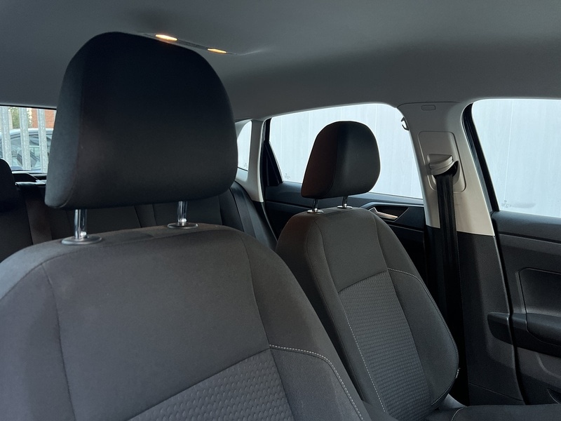 Used Volkswagen Polo 2018 for sale - 76940418: Photo 7