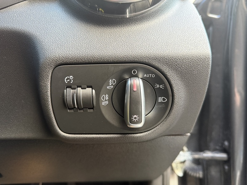 Used Audi A1 2018 for sale - 78056752: Photo 16