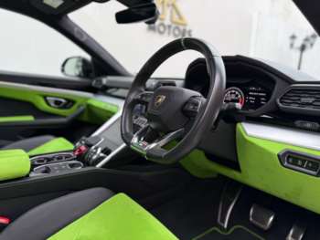 Used Lamborghini Urus 2019 for sale - 74692579: Photo