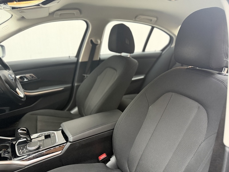 Used BMW 3 Series 2021 for sale - 77873339: Photo 32