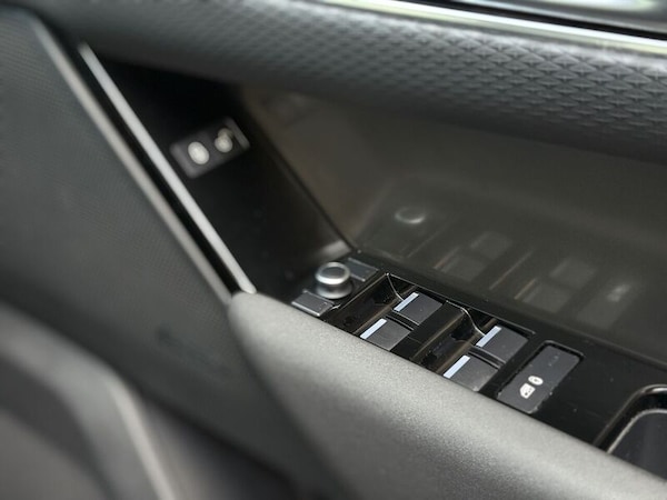 Used Land Rover Range Rover Velar 2019 for sale - 76206652: Photo 20
