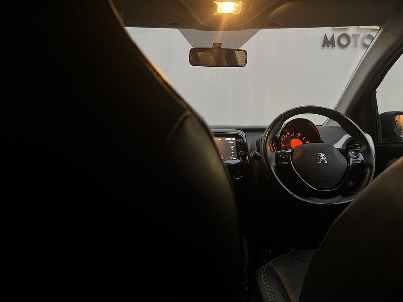 Used Peugeot 108 2016 for sale - 76986523: Photo 16