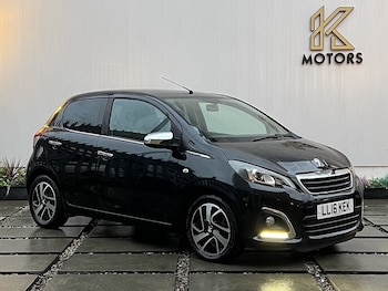 2016 - 1.2 PureTech Feline Nav 5dr