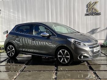 Used Peugeot 208 2018 for sale - 77445456: Photo