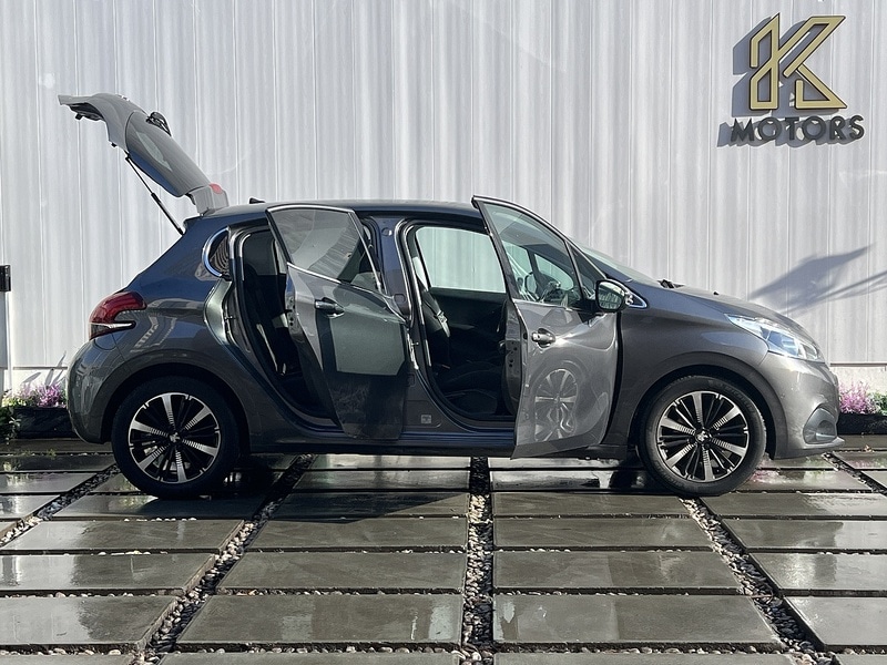 Used Peugeot 208 2018 for sale - 77445456: Photo 5