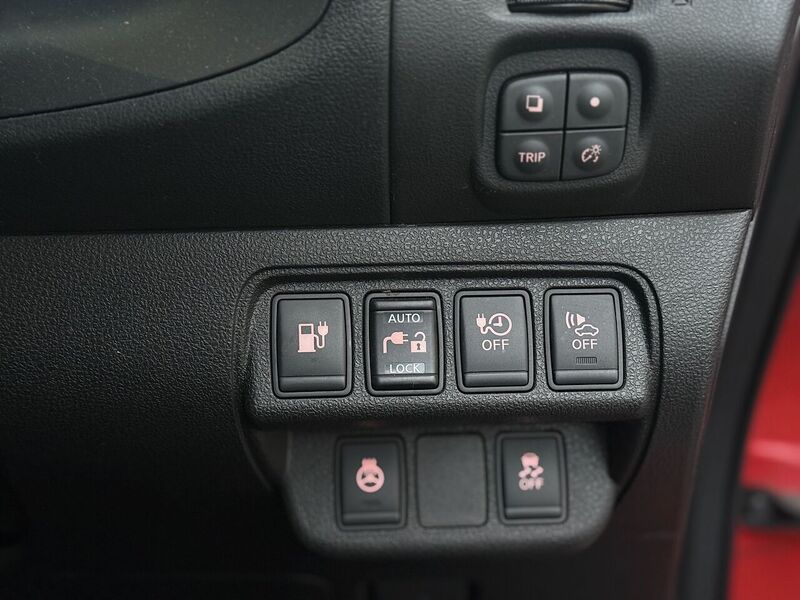 Used Nissan Leaf 2017 for sale - 77328783: Photo 13