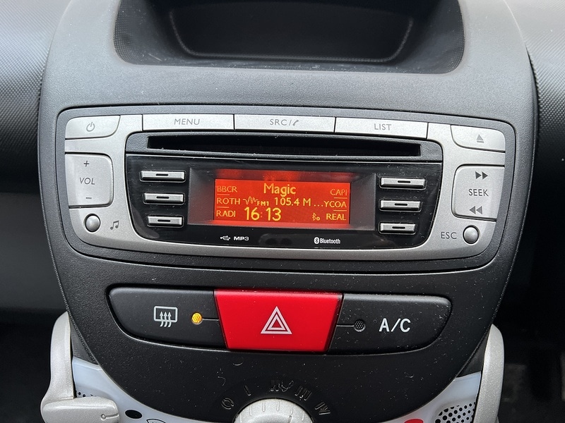 Used Toyota AYGO 2012 for sale - 77094477: Photo 16