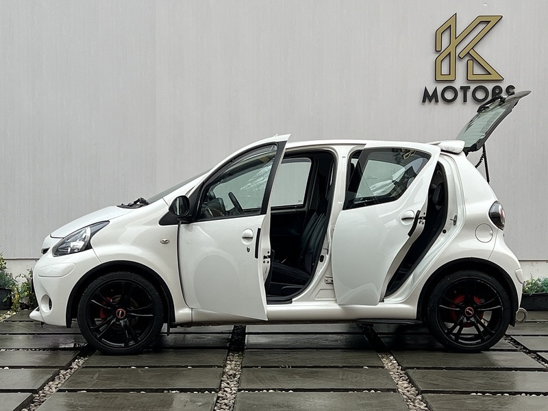 Used Toyota AYGO 2012 for sale - 77094477: Photo 19