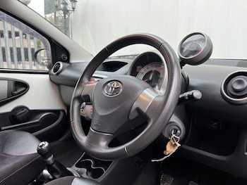 Used Toyota AYGO 2012 for sale - 77094477: Photo