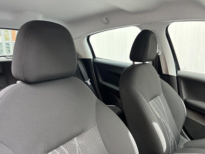 Used Peugeot 208 2015 for sale - 76986531: Photo 10