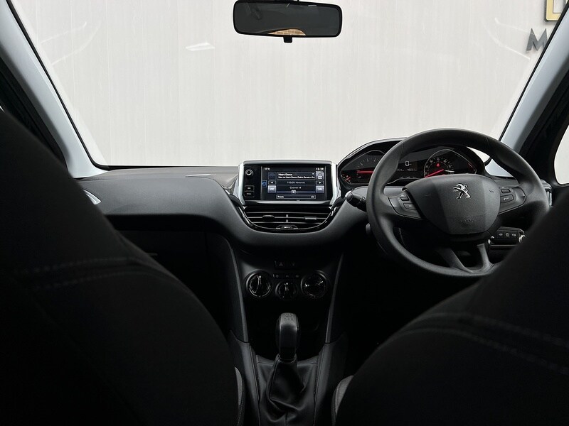 Used Peugeot 208 2015 for sale - 76986531: Photo 15