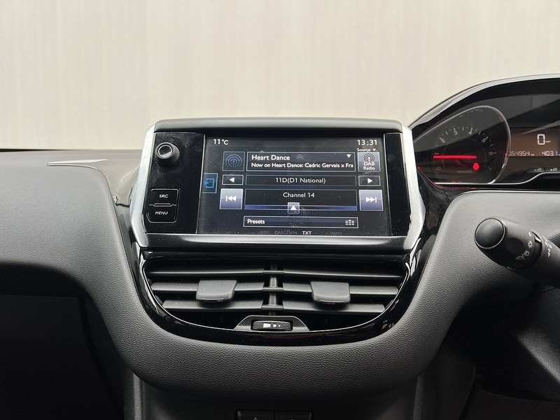 Used Peugeot 208 2015 for sale - 76986531: Photo 20