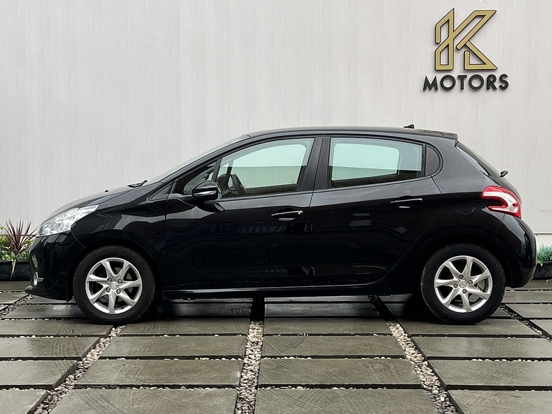 Used Peugeot 208 2015 for sale - 76986531: Photo 22