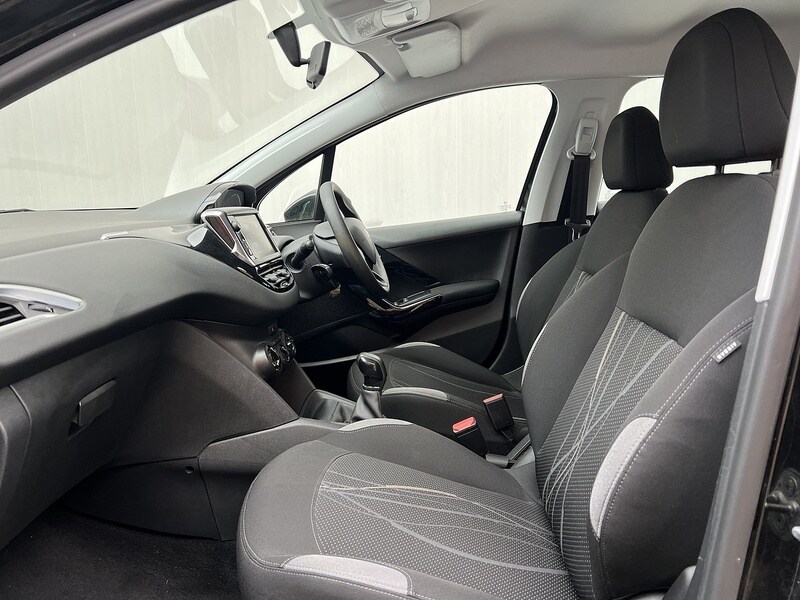 Used Peugeot 208 2015 for sale - 76986531: Photo 26