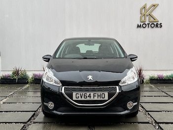 Used Peugeot 208 2015 for sale - 76986531: Photo