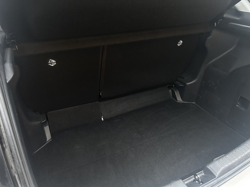 Used Toyota Yaris for sale - 77605221: Photo 13