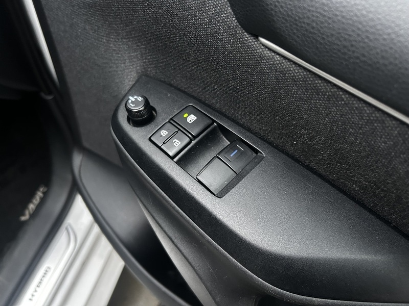 Used Toyota Yaris for sale - 77605221: Photo 15