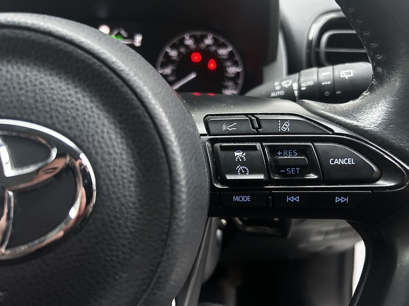 Used Toyota Yaris for sale - 77605221: Photo 24