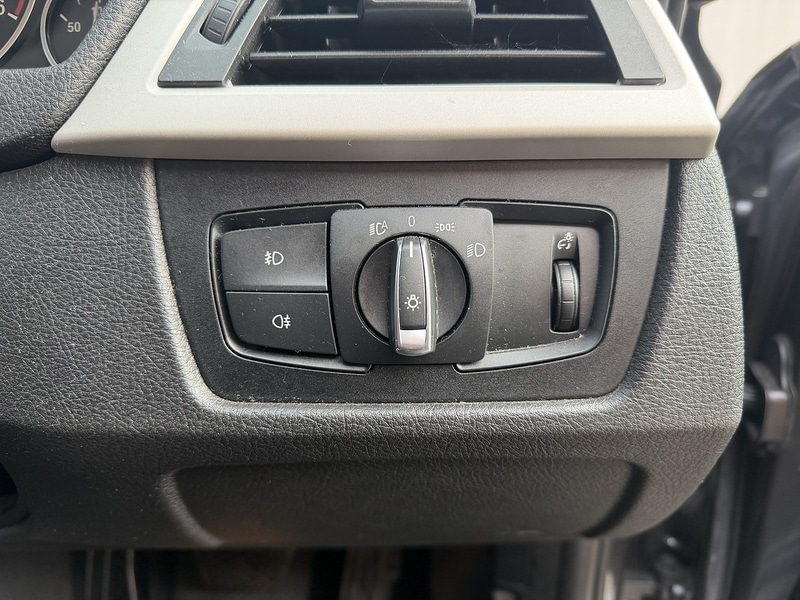 Used BMW 3 Series 2018 for sale - 77749256: Photo 17