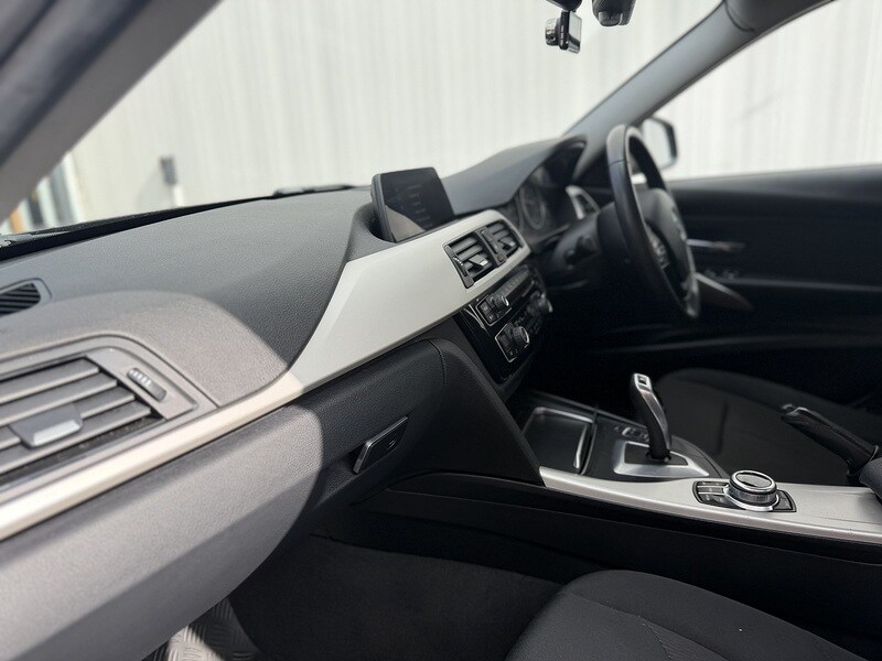 Used BMW 3 Series 2018 for sale - 77749256: Photo 33