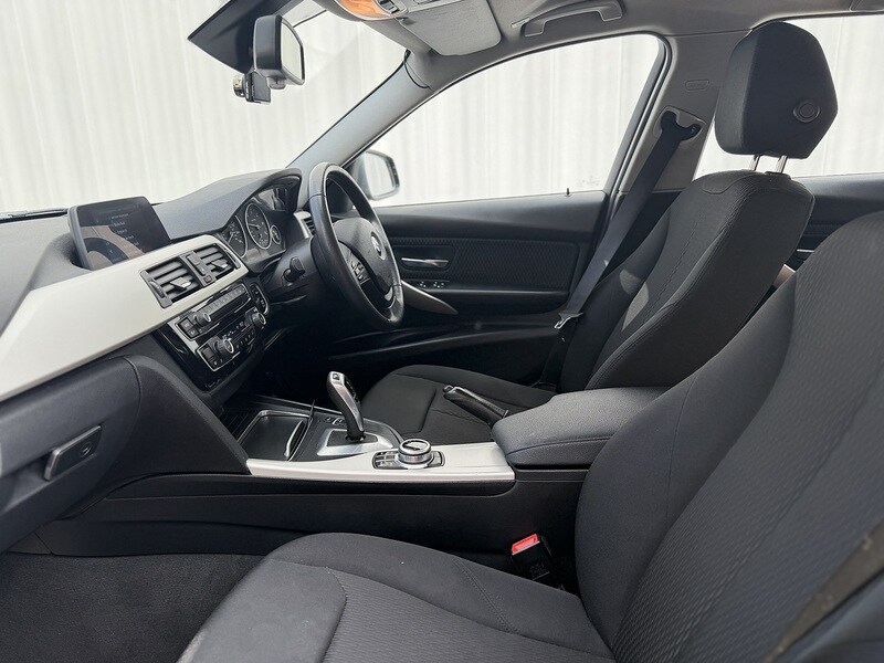 Used BMW 3 Series 2018 for sale - 77749256: Photo 34