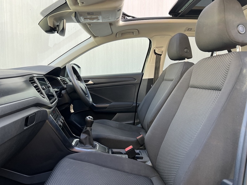 Used Volkswagen T-Roc 2019 for sale - 77140333: Photo 32