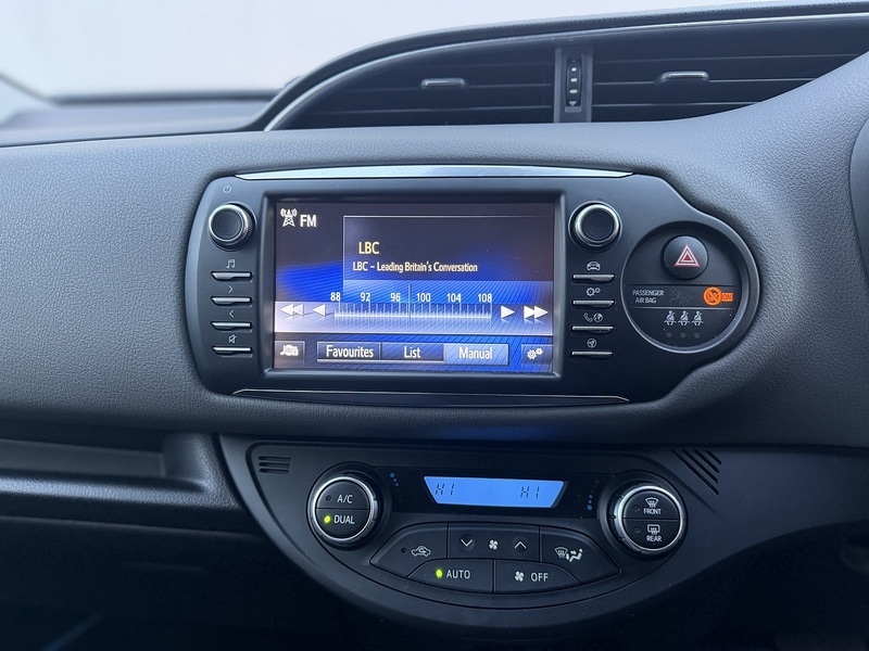 Used Toyota Yaris 2017 for sale - 77640097: Photo 17