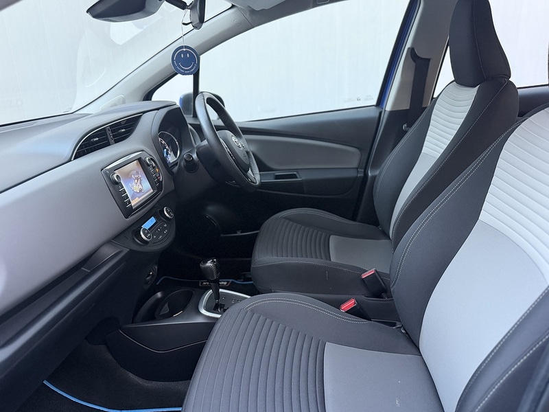 Used Toyota Yaris 2017 for sale - 77640097: Photo 29