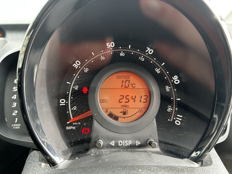 Used Toyota AYGO for sale - 77535601: Photo 11