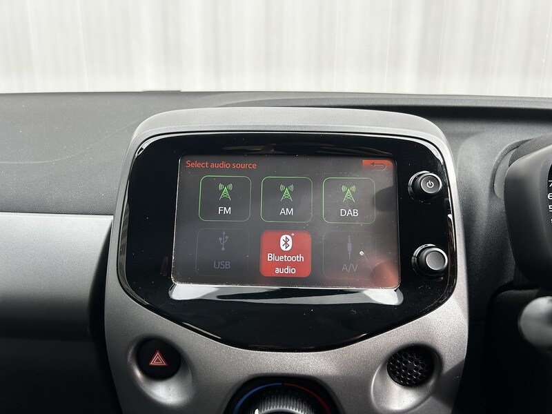 Used Toyota AYGO for sale - 77535601: Photo 13