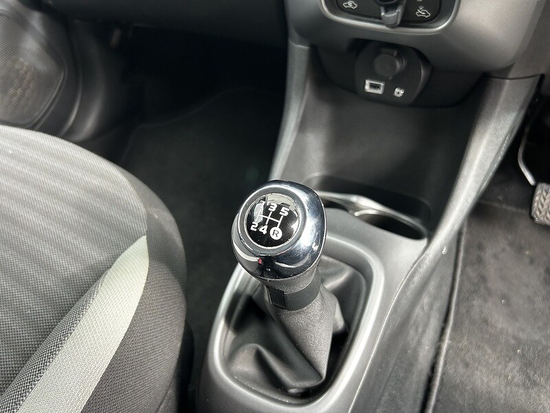 Used Toyota AYGO for sale - 77535601: Photo 18