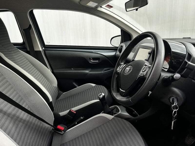 Used Toyota AYGO for sale - 77535601: Photo 5