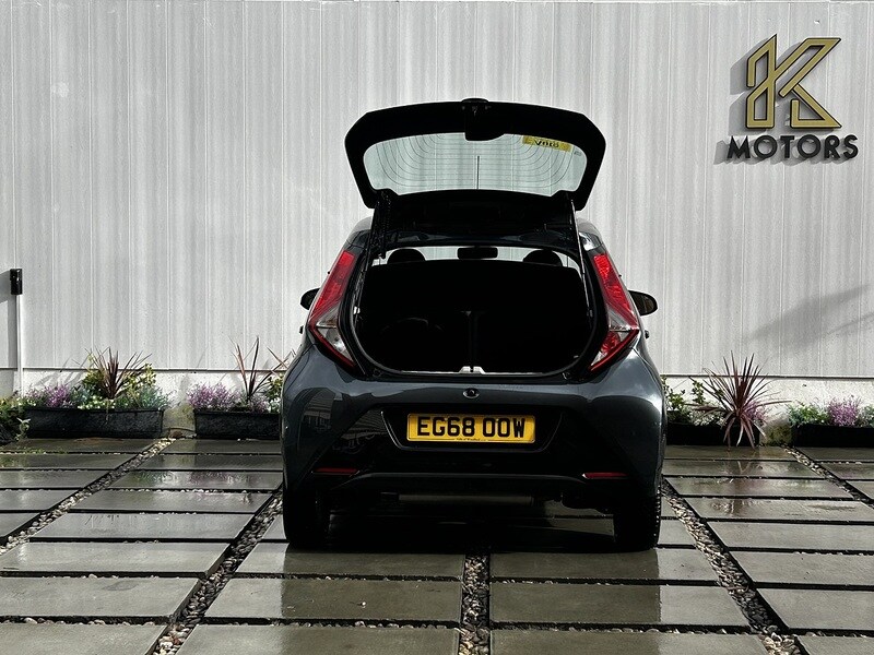 Used Toyota AYGO for sale - 77535601: Photo 9